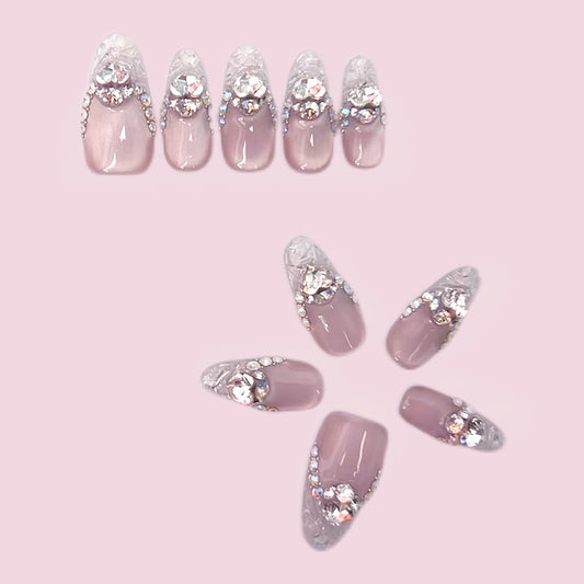 Zara's Light Press-On Nails